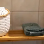 Toni 47 - Charming Im Idyllischem Villenviertel Mit Netflix アパート ドレスデン