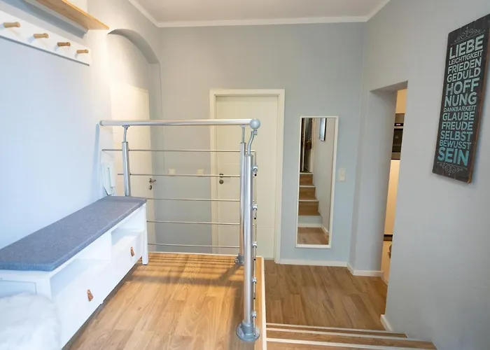 Toni Charming Im Idyllischem Villenviertel Mit Netflix *