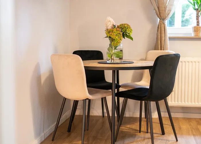 Toni Charming Im Idyllischem Villenviertel Mit Netflix * Dresda